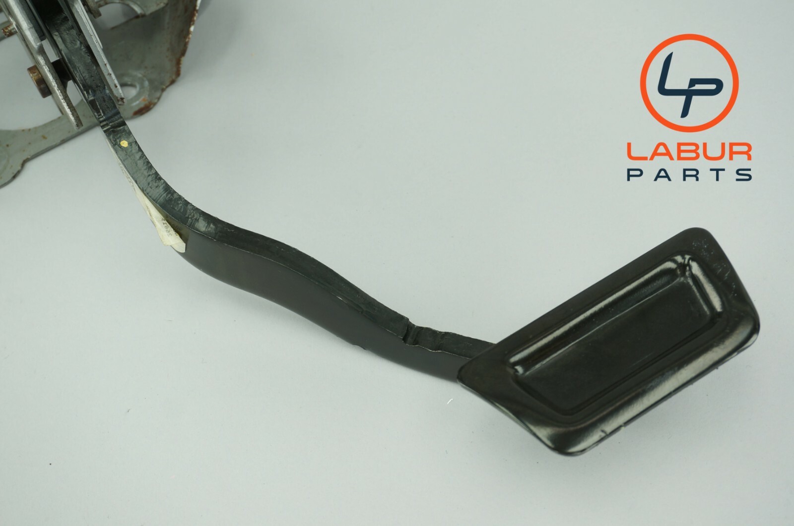M156 Maserati 14-17 Quattroporte Ghilbi Brake Food Pedal Pad Assembly C1057