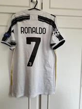 Juventus Ronaldo 2018-2019 home Football Shirt Size Small /60355