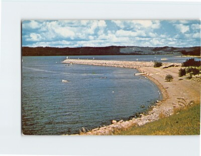 #ad Postcard From The Hiawatha Valley The Government Pier at Lake City Minnesota USA $4.99