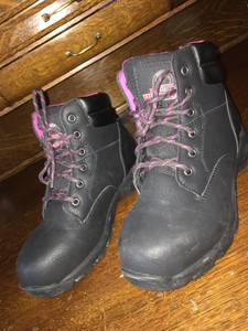womens steel toe boots size 5