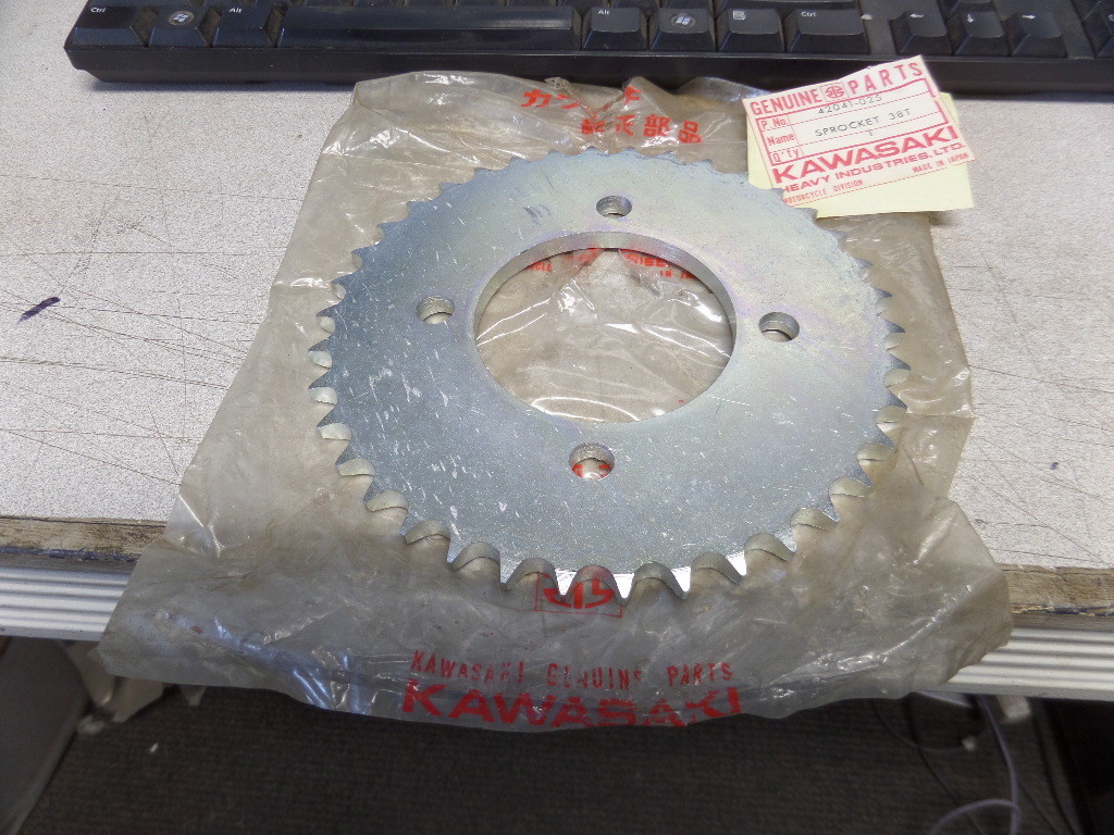 NOS Kawasaki 38T Rear Sprocket F3 Bushwacker F4 Sidewinder