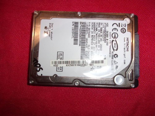 disque dur SATA 2.5 HITACHI 250GB pour pc portable - Photo 1 sur 1