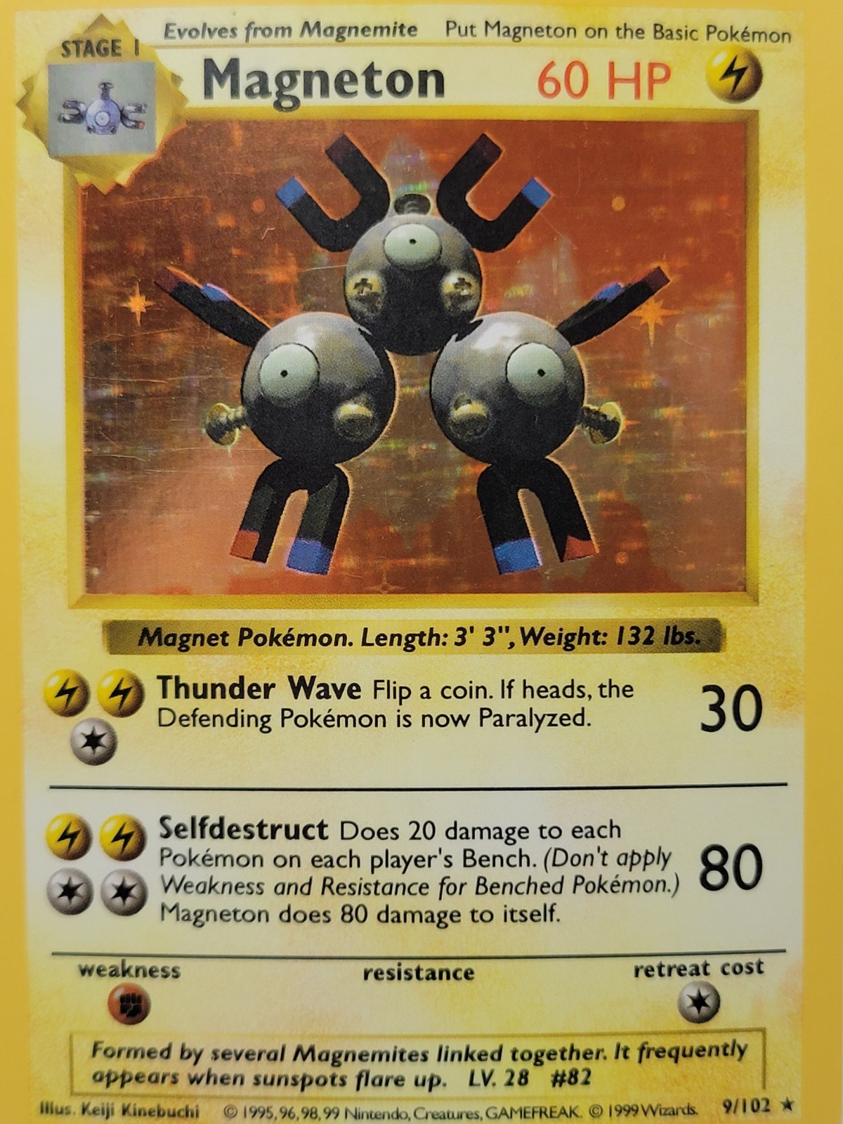 Magneton 9/102 Holo Shadowless Rare Base Set 1999 WOTC LP Pokémon Card