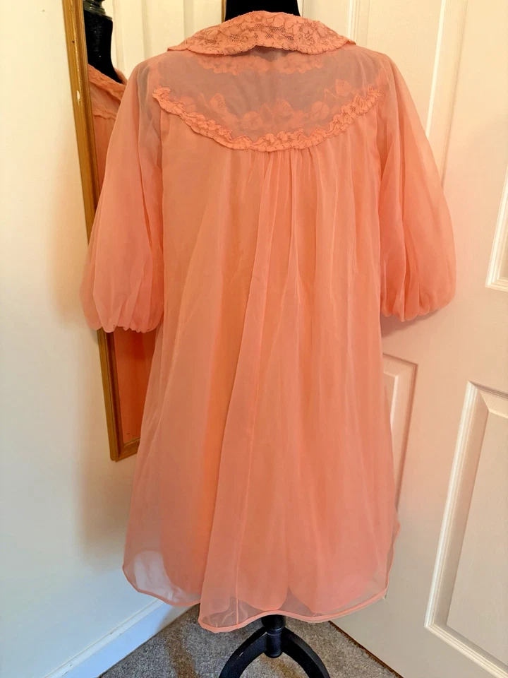 Vintage Gossard Artemis Coral Pink Peignoir Chiffon Nightgown & Robe Set Small - Image 3 of 4