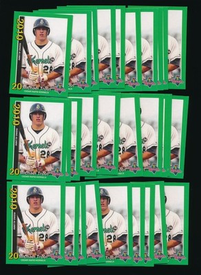(30) 2010 Cedar Rapids Kernels Rising Alumni Team Issue #3 Mike Trout lot NM-MT