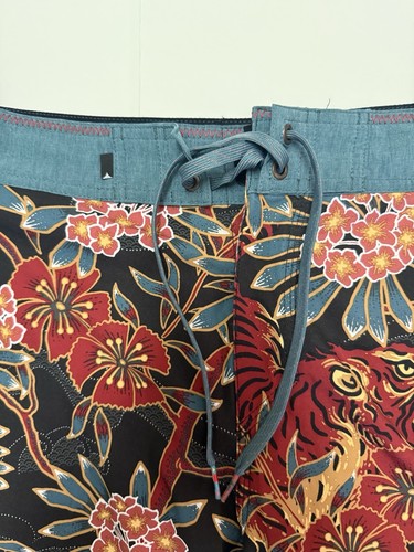 Quiksilver Board Shorts Uomo 33 Nero Floreale Hawaiano 8" Cucitura Interna Spiaggia Surf - Foto 2 di 8