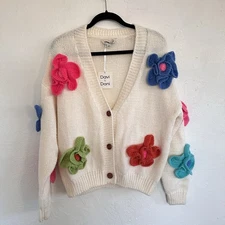 Davi & Dani Floral Embroidered Knit Cardigan Size Medium
