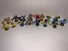 Legends of Akedo Action Figure Lot Of 16 Loose Figures. 