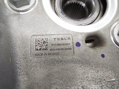 2023 Tesla Model Y Front Right Knukcle Spindle Assembly
