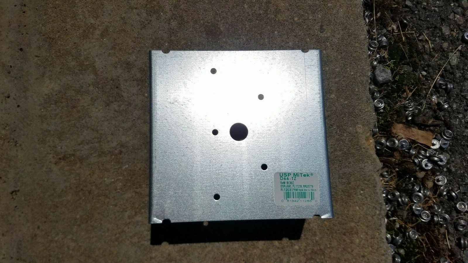 Picture 1 of 4