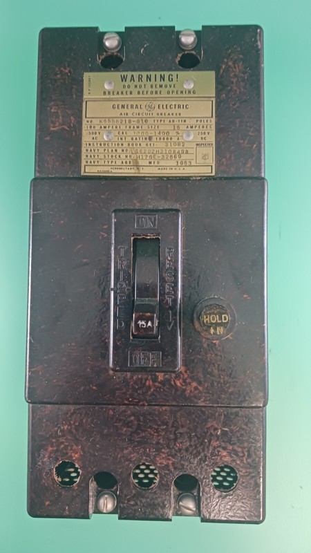 GENERAL ELECTRIC  K6555218-G10 AIR CIRCUIT BREAKER TYPE AH-11N 500V AC 250V DC