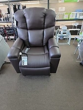 Golden Technologies  Regal Power Lift Chair