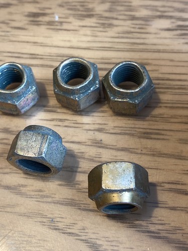 Ford 385696-S100 Nut NOS in Ford box - Picture 5 of 5