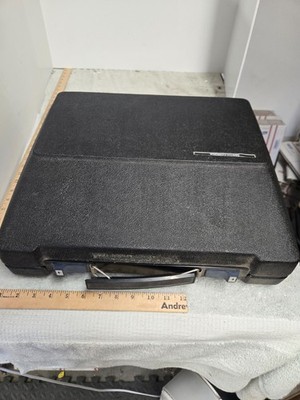 vintage electric typewrite, smith corona, electra XT, hard case, powers up