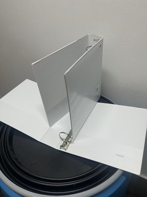 Universal 3-Inch Presentation Binder White Vinyl Clear Overlay Back Mount Rings