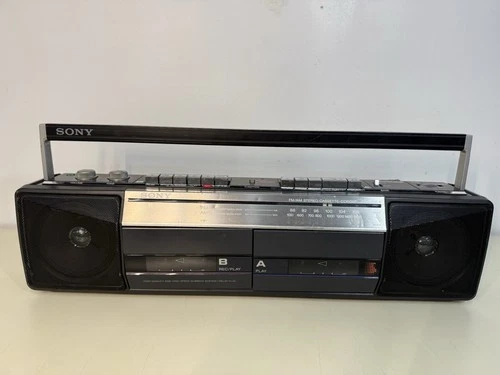 Sony CFS-W301 Sound Rider Dual Cassette Recorder AM-FM Stereo Radio w/Cord WORKS