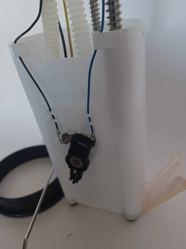 Bomba de combustible compatible con Ford Ranger 2001-2003 Mazda B2300 6 cilindros 4 cilindros 3,0 L 2,3 L Foto 3 de 4