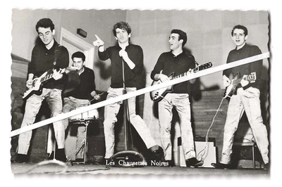 VERITABLE CARTE POSTALE EDDY MITCHELL LES CHAUSSETTES NOIRES VRAIE ECHTE FOTO - Photo 1/3
