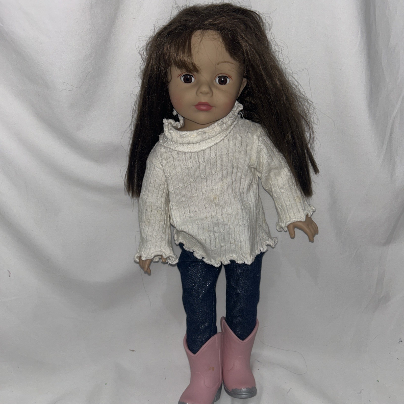 Madame Alexander Doll Co. 2007 Brown-Haired Doll with Brown 