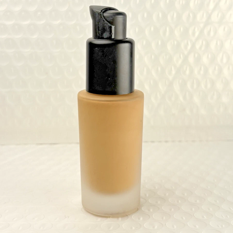 Frankie Rose Matte Perfection Foundation f102y Bare Shade 1oz/30mL New In Box - Image 3 of 3