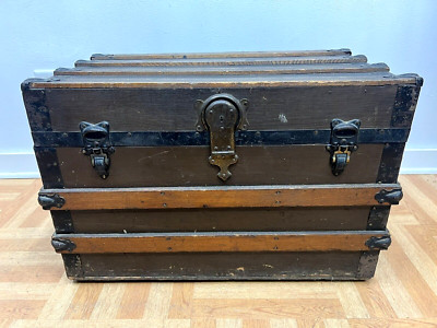 Vintage WOOD STEAMER TRUNK chest coffee table storage box antique wooden SMALL