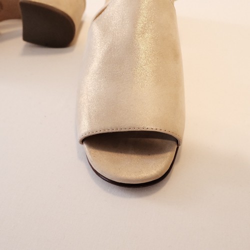 No.6 Slingback Sandals Metallic Beige Leather Size 7 Number Six - Picture 8 of 8