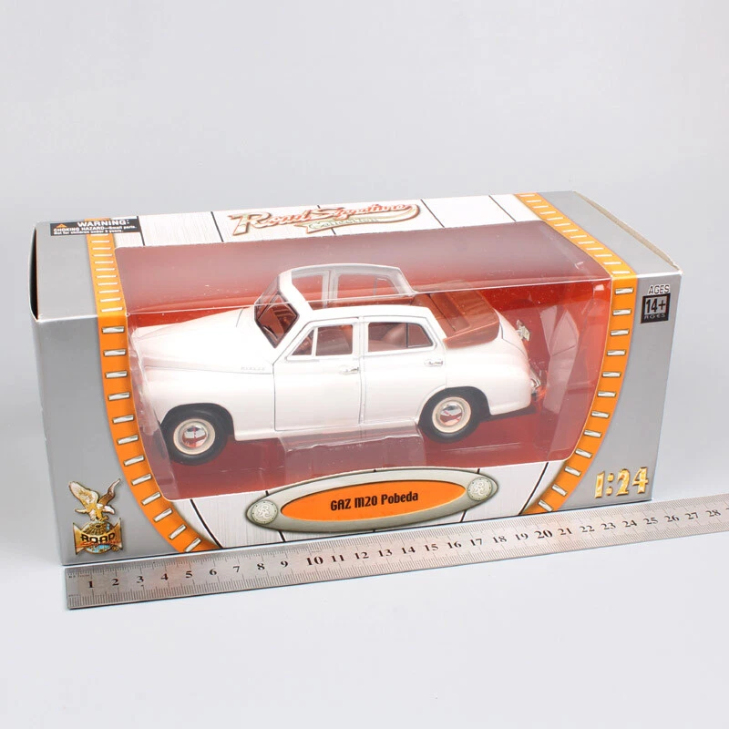 1/24 Soviet USSR Gorky Gaz-M20 Pobeda Gaz M20 diecast model Convertible car toy - Image 2 of 4