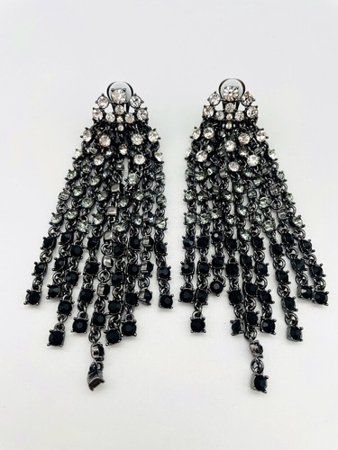 Orecchini clip catena cristallo nero grigio chiaro goccia 12 cm OSCAR DE LA RENTA - Foto 1 di 15