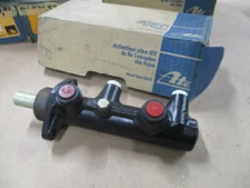 MERCEDES R107 C107 W114 280 450 BRAKE MASTER CYLINDER ATE 0024309301 03212334023