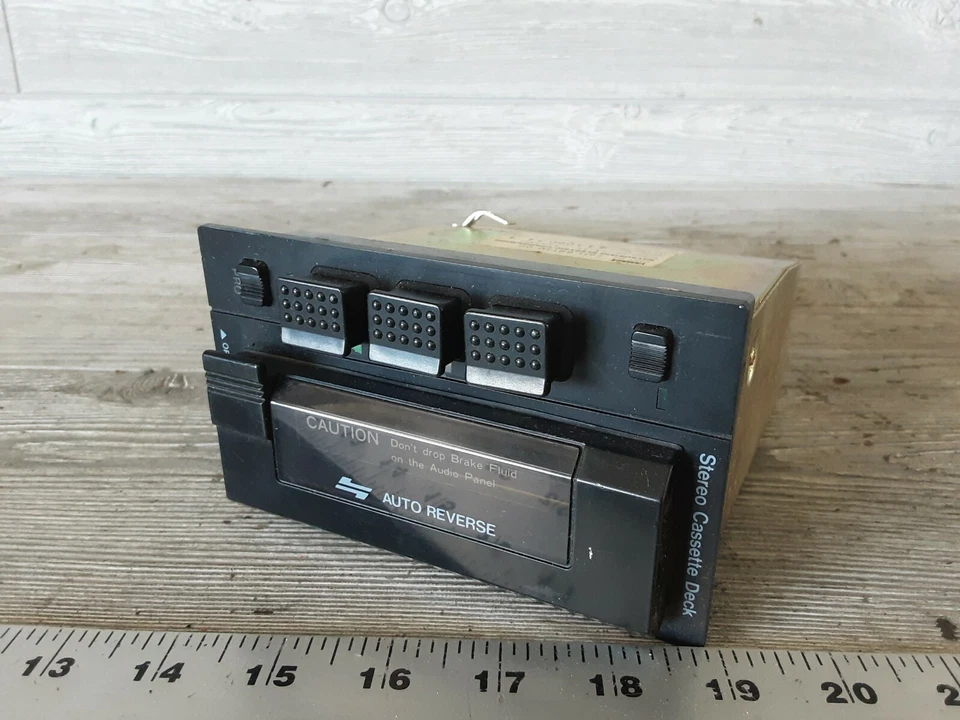 Оригинальная кассетная дека 1985 Yamaha Venture Royale - Изображение 3 из 4