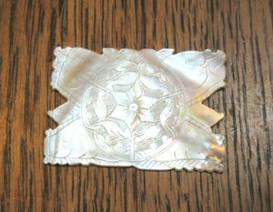 ANTIQUE CHINESE MOTHER OF PEARL SILK WINDER 50 mm 2"