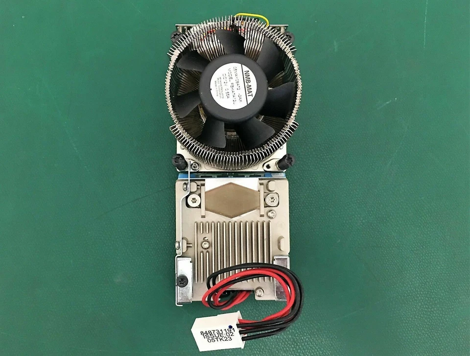 HP AD122-69001 Itanium 9015 1.4GHz (12MB Cache) CPU Module AD122-2100A AD122A - Image 2 of 4