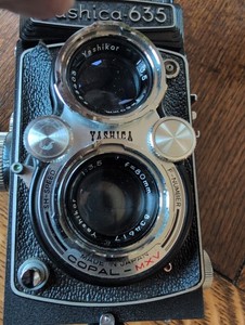 Yashica 635  TLR Camera Black Medium Format 120mm Film