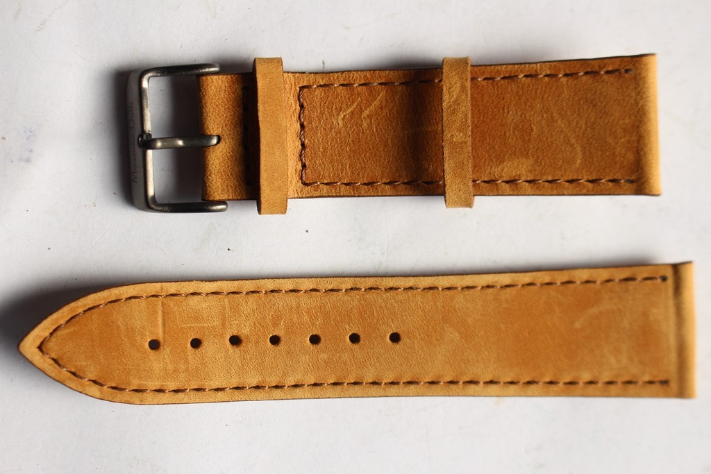 Massimo Dutti watch case + 2 23 mm straps (40317) thumbnail 3