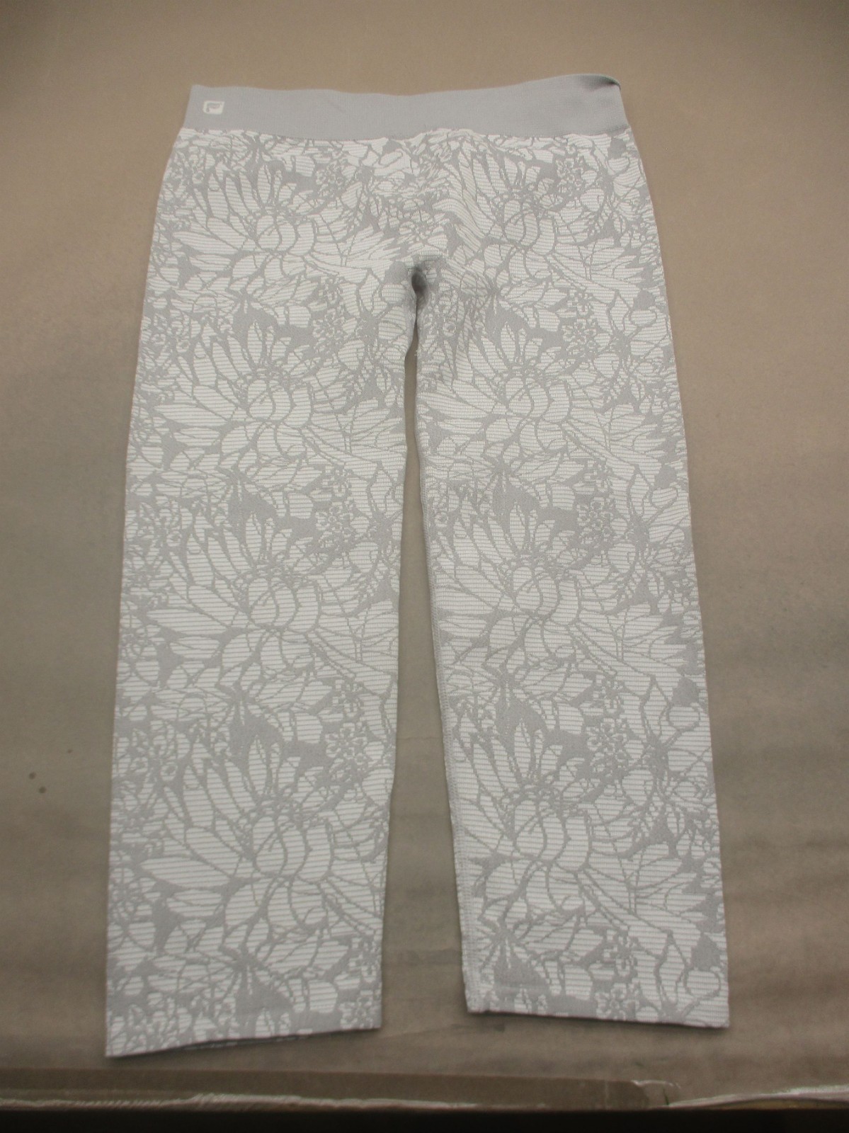 Fabletics Size S Womens Gray Compression Pull On … - image 7