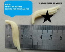 STARLUX WESTERN COPIES RESINE  QUEUE POUR CHEVAL AU PAS COW BOYS OU INDIENS 4011