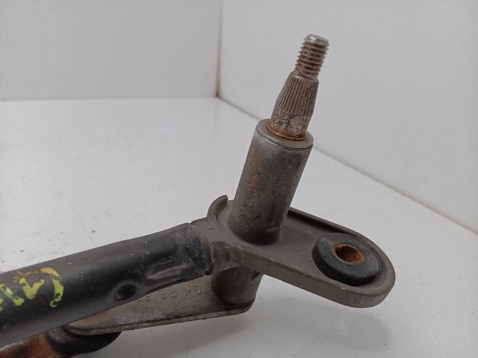 Wiper Transmission 2003 2004 2005 2006 2007 2008 Hyundai Tiburon - Image 3 of 4