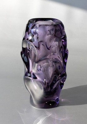 Böhmische Propellervase violett, Design Jan Kotik, H. ~17,5cm, ~ 1,2kg, ~Vintage