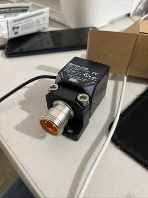 PEPPERL+FUCHS NBB20-L3M-US-C3-V93 PROXIMITY SENSOR 