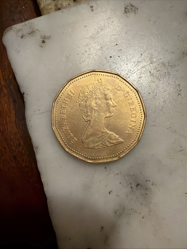 1987 - Canadian $1 Coin - Queen Elizabeth ll