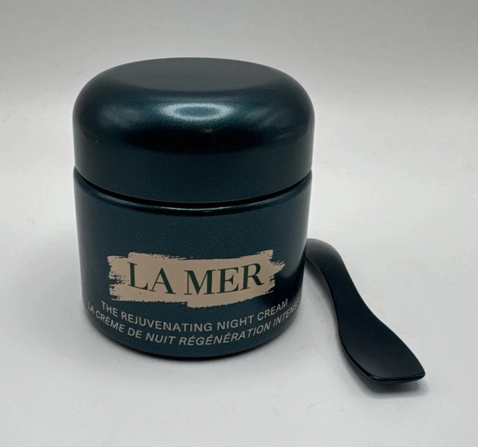 La Mer The Rejuvenating Night Cream 2 fl. oz/60ml - Image 2 of 3