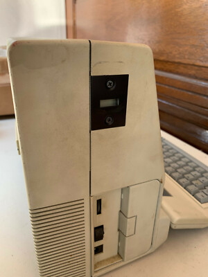 ZENITH PORTABLE PERSONAL COMPUTER MODEL Z-171 FROM MY COLLECTION