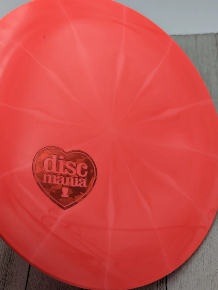 New Discmania Lux Vapor Splice 173 Grams Heart Stamp  - Image 3 of 4