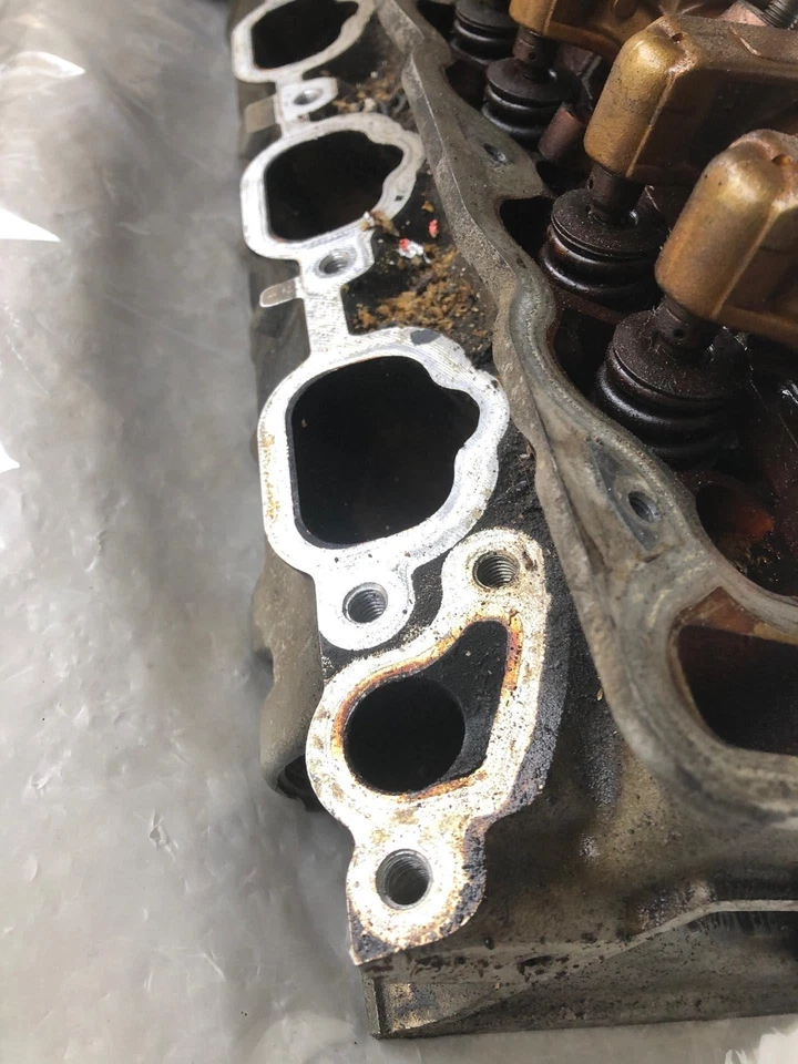 Mercedes Benz Serie ML ML430 1999-2001 Conjunto de motor de culata derecha derecha derecha Foto 4 de 4