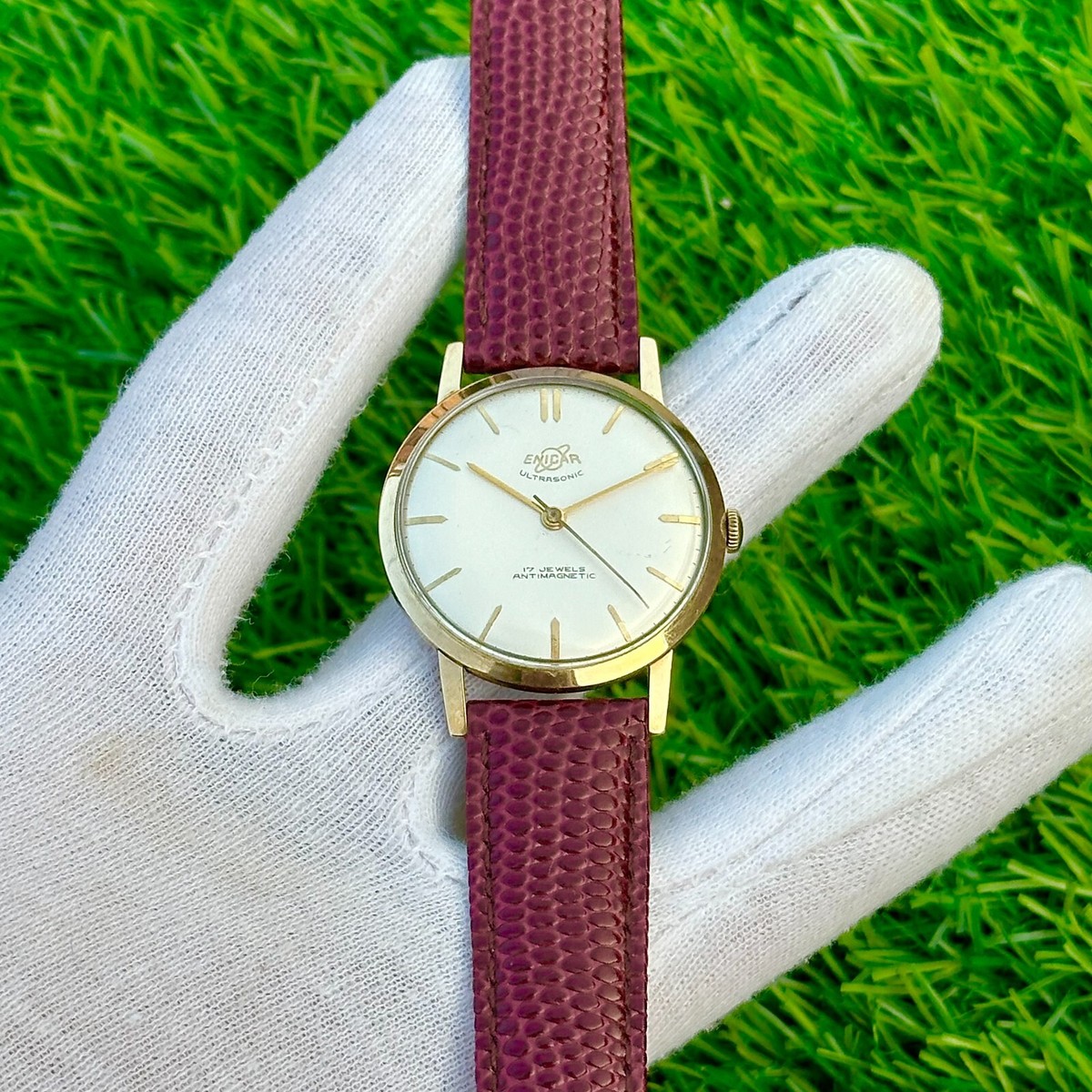 Near Mint Enicar Ultrasonic Manual Winding Men's Watch Near Mint Enicar Ultrasonic Manual Winding Men's Watch