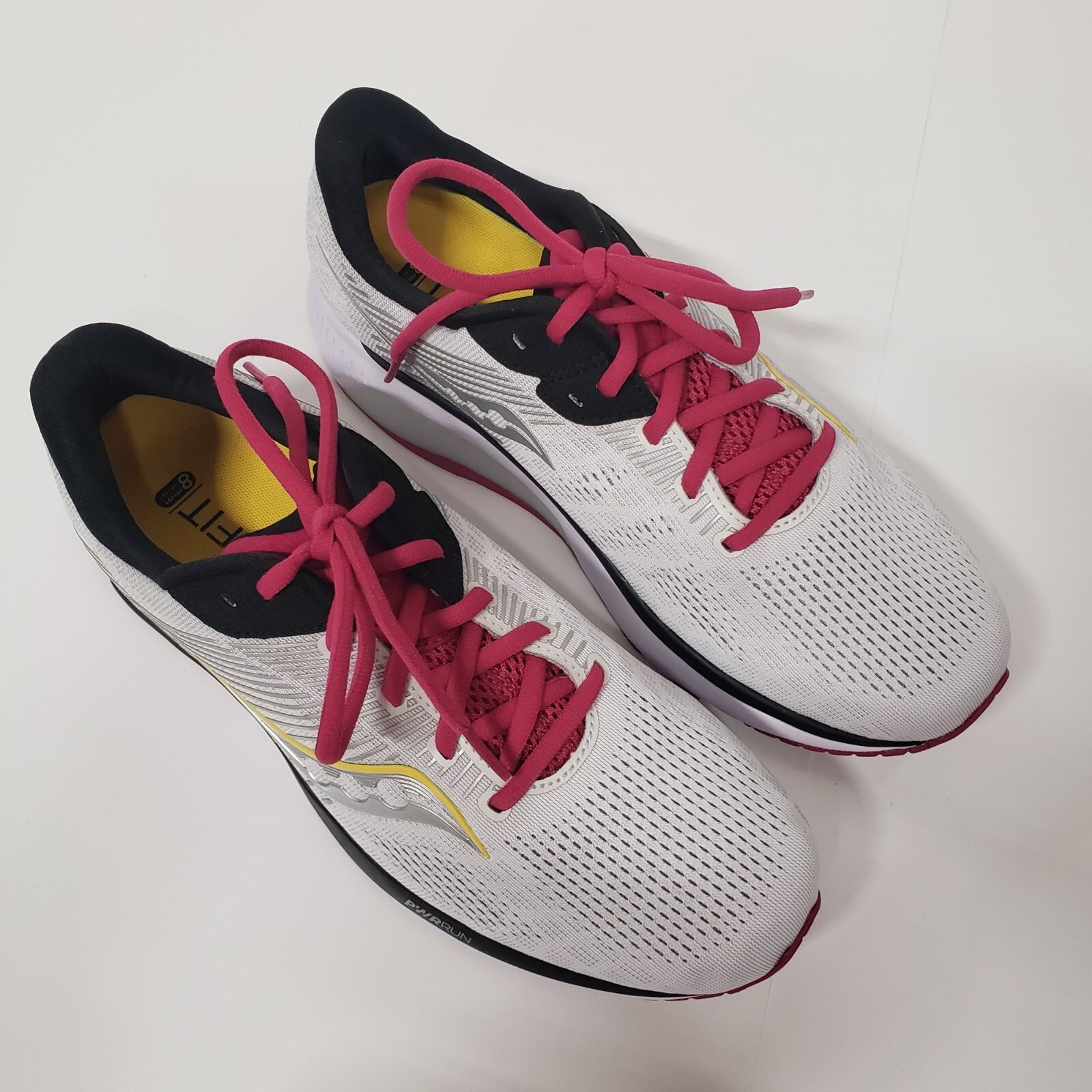 Saucony Women's Guide 14 Running Shoe in Alloy/Cherry - Size 11 WIDE thumbnail 3