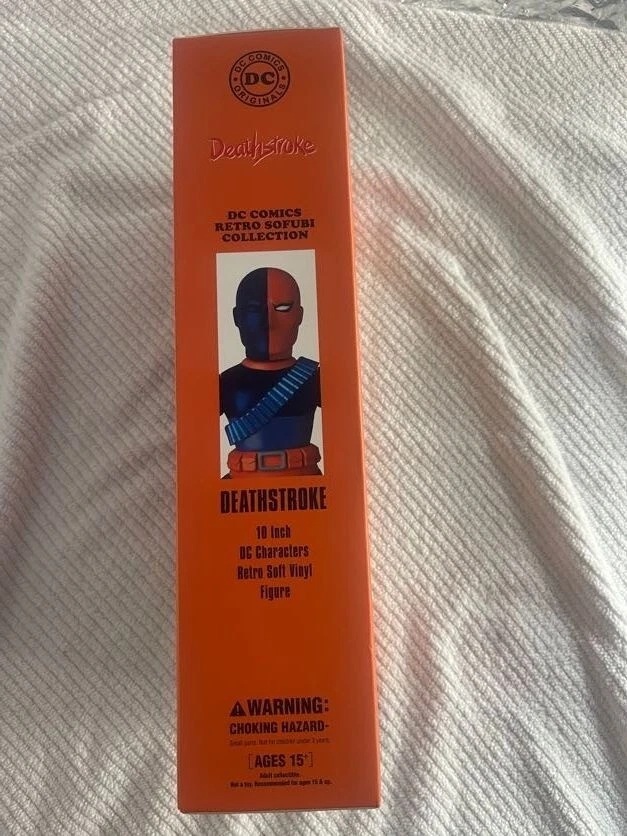 Figura Vinilo Medicom DC Comics Retro Colección Sofubi Deathstroke 10" Foto 4 de 4