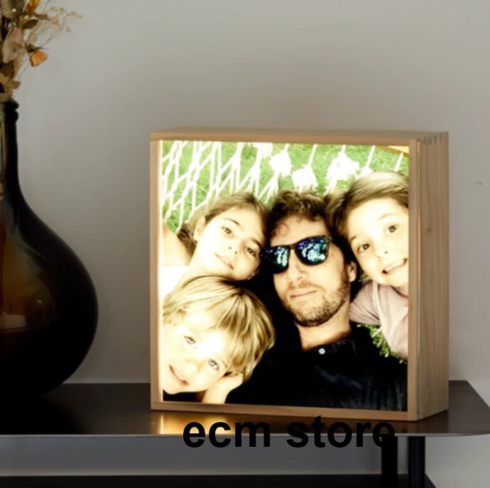 Cadre photo lumineux rétroéclairé DADA LIGHT objet déco haut de gamme en bois
