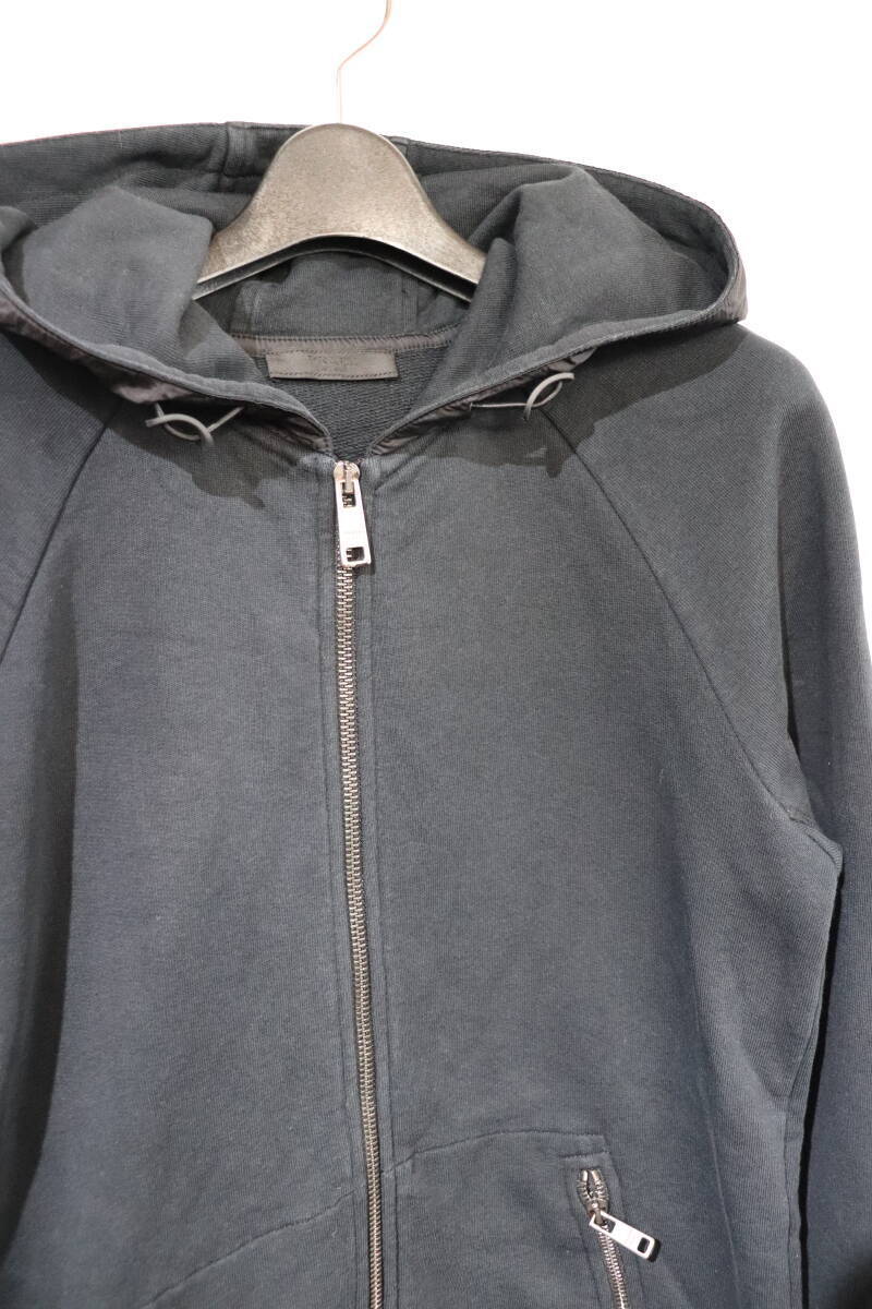 Prada Sport SJC185 R131 Q86 with Rubber Tag Hood Nylon Prada Sport SJC185 R131 Q86 with Rubber Tag Hood Nylon