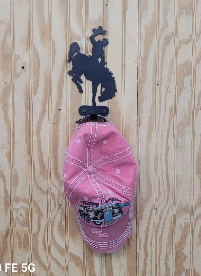 Gancho de pared Buckin' Horse/gancho para bata/estante para sombreros/porta llaves/RV/Oeste/vaqueros/rodeo Foto 3 de 4